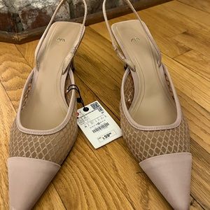 NWT ZARA Mesh Pointed Heel